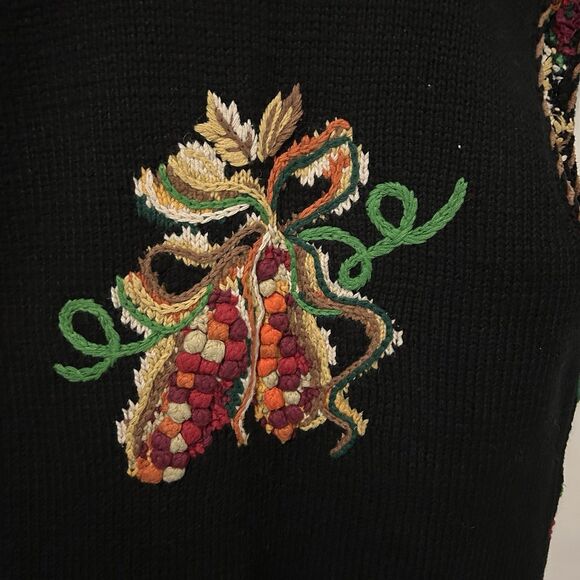 Vintage Belle Pointe Sweater Vest Small Fruit Granny Hand Knit Cottagecore - Picture 10 of 12